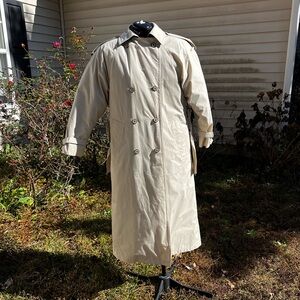 Vintage London fog all weather trenchcoat